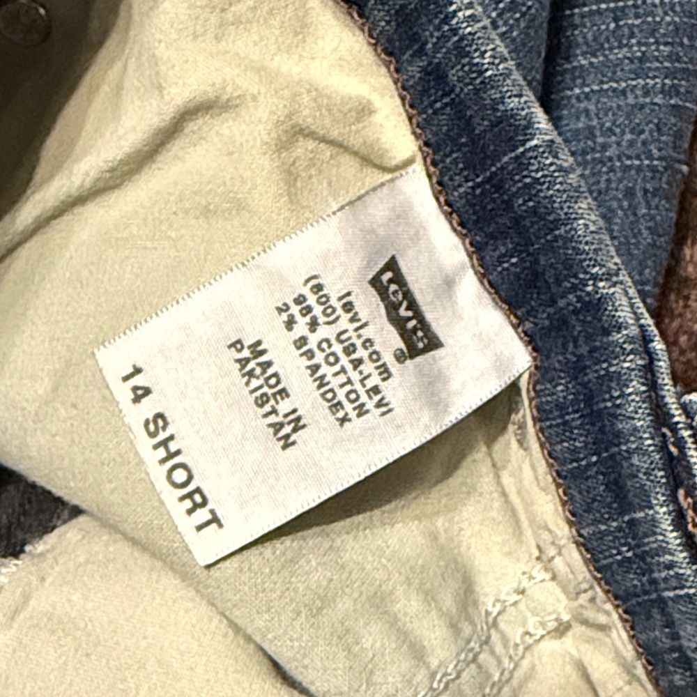 Levi's Perfectly Slimming Bootcut 512 Women's Jeans 14 Short - Picture 4 of 5